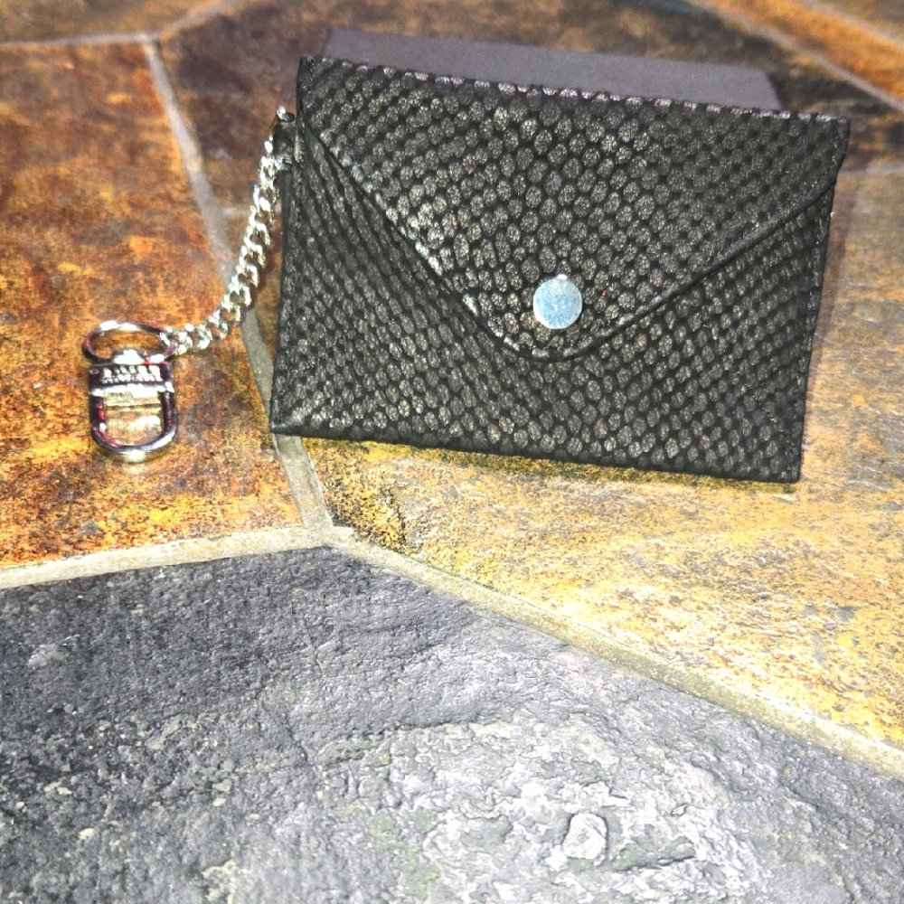 Aimee Kestenberg Black Textured Card Carrier With Key Chain